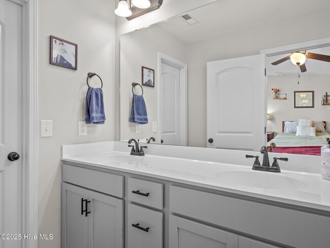 Building Photo - 63 Outrigger Dr