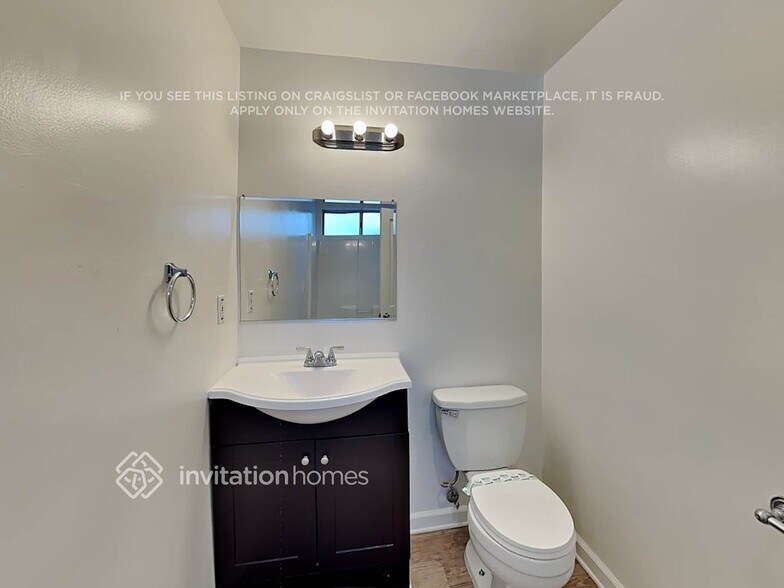 Building Photo - 18612 Arminta St