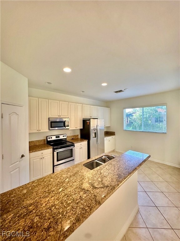 Building Photo - 10101 Tin Maple Dr