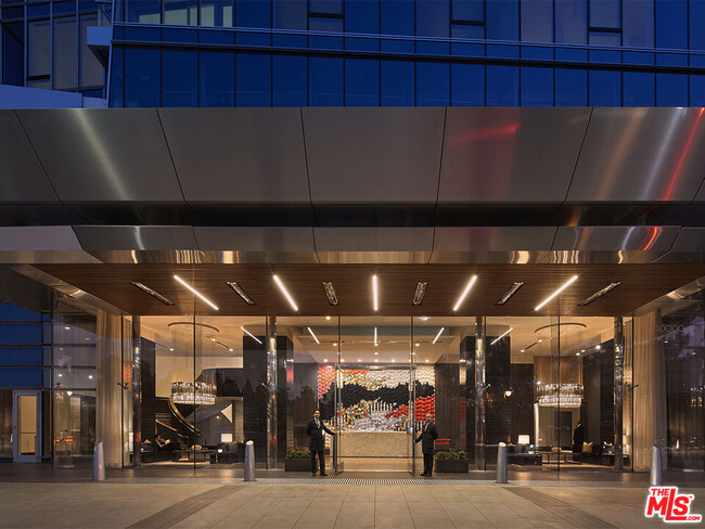 Building Photo - 10000 Santa Monica Blvd