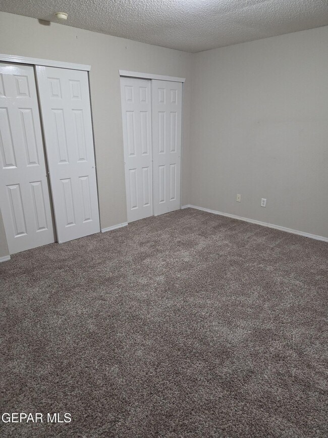 Building Photo - 2988 Tierra Cortez Ave