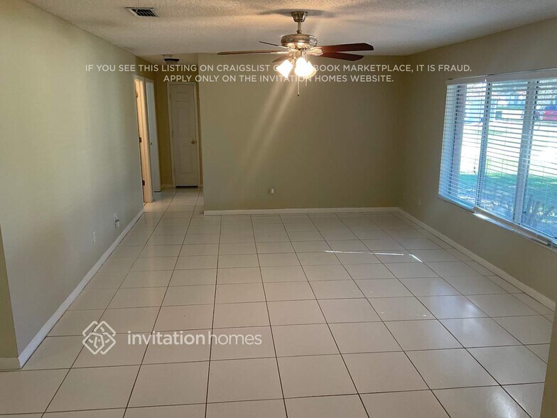 Building Photo - 2112 Swanson Dr