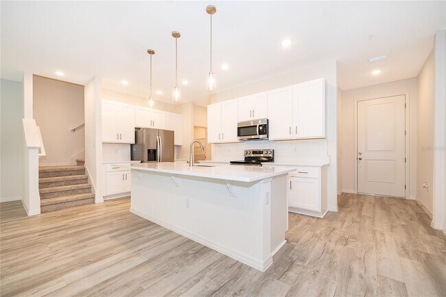 Building Photo - 5261 Luisa Ct