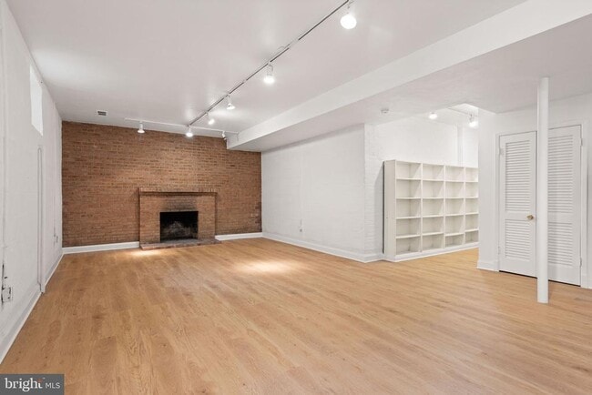 Building Photo - 4832 Van Ness St NW