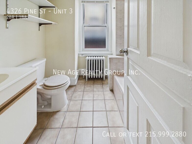 Building Photo - 4326 Pine St