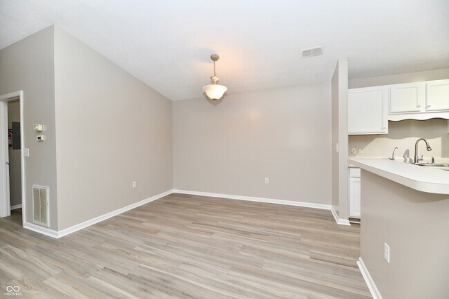 Building Photo - 209 Faulkner Ct