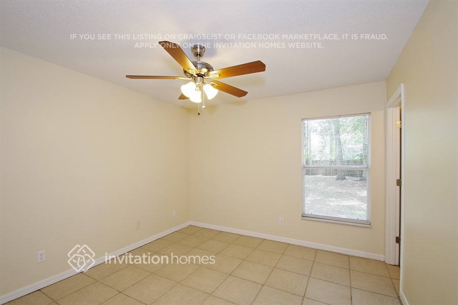 Building Photo - 320 San Lanta Cir