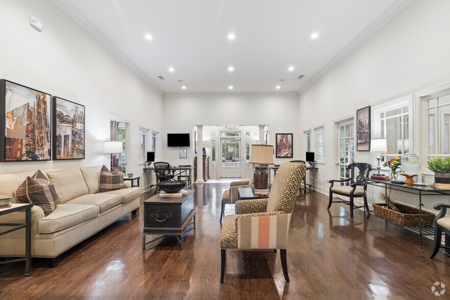 Leasing Office - Walton Reserve