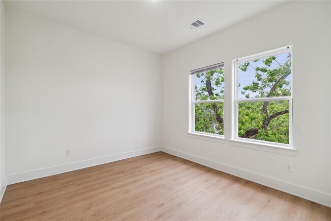 Building Photo - 4629 Balkin St