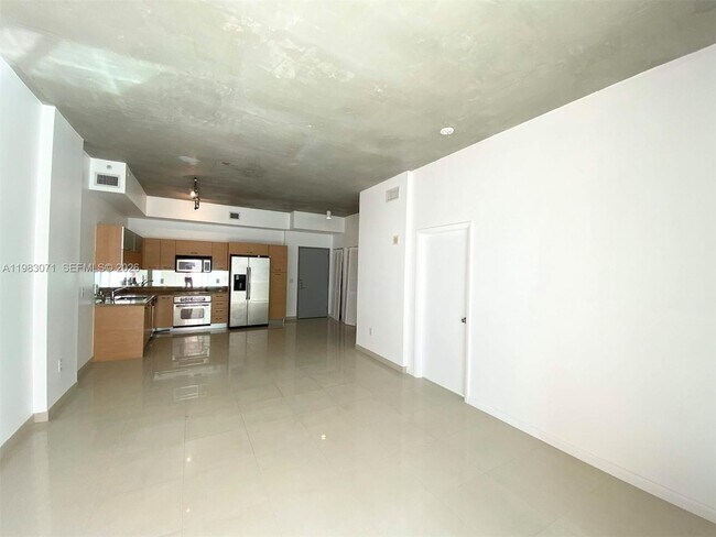 Building Photo - 2275 Biscayne Blvd