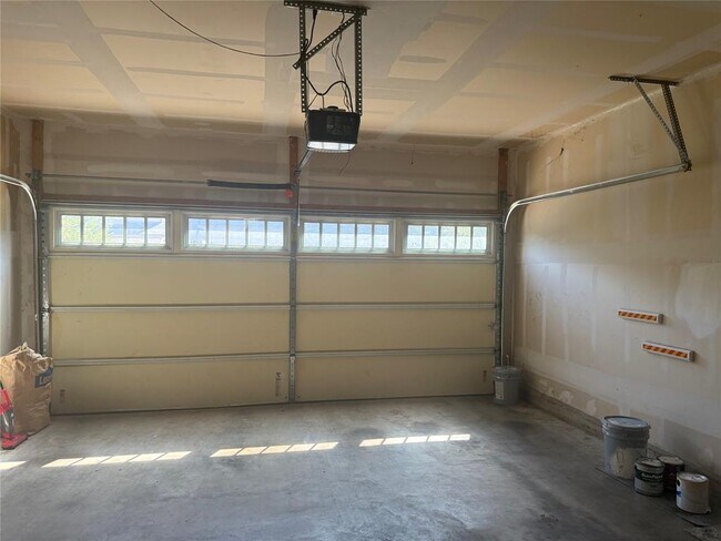 Building Photo - 12504 Piper Ct