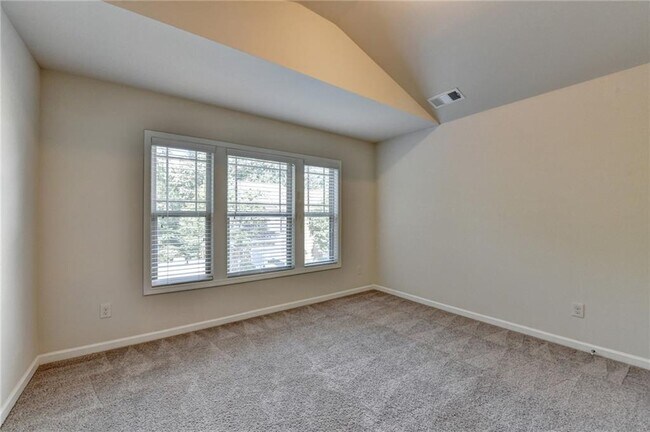 Building Photo - 3459 Flamingo Ln