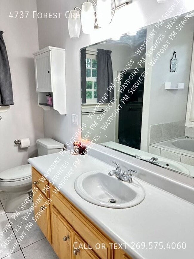 Building Photo - 4737 Forest Creek Dr
