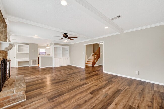 Building Photo - 18111 Shireoak Dr