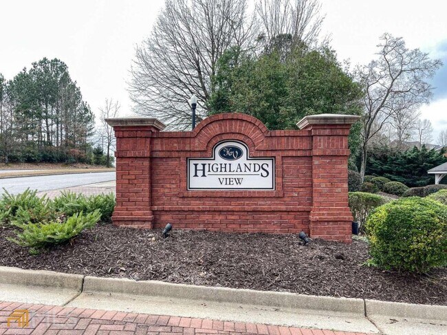 Building Photo - 1732 Highlands View Dr