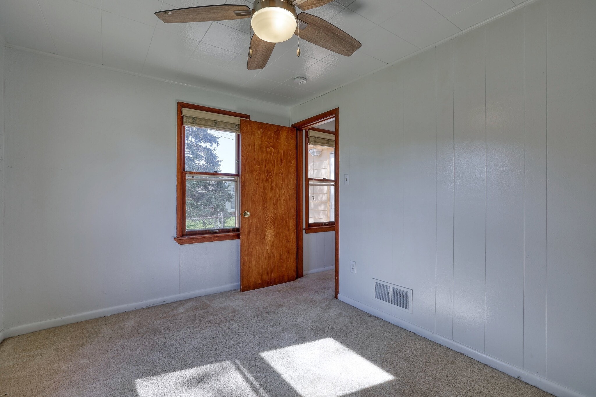 Building Photo - 4834 N 106th St