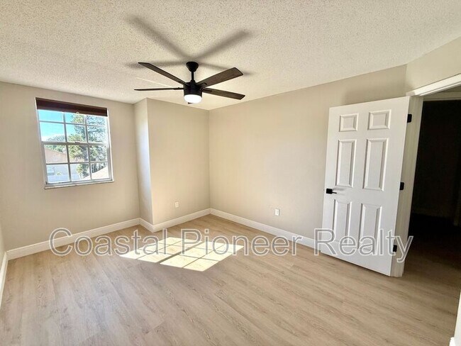 Building Photo - 8731 Huntfield St