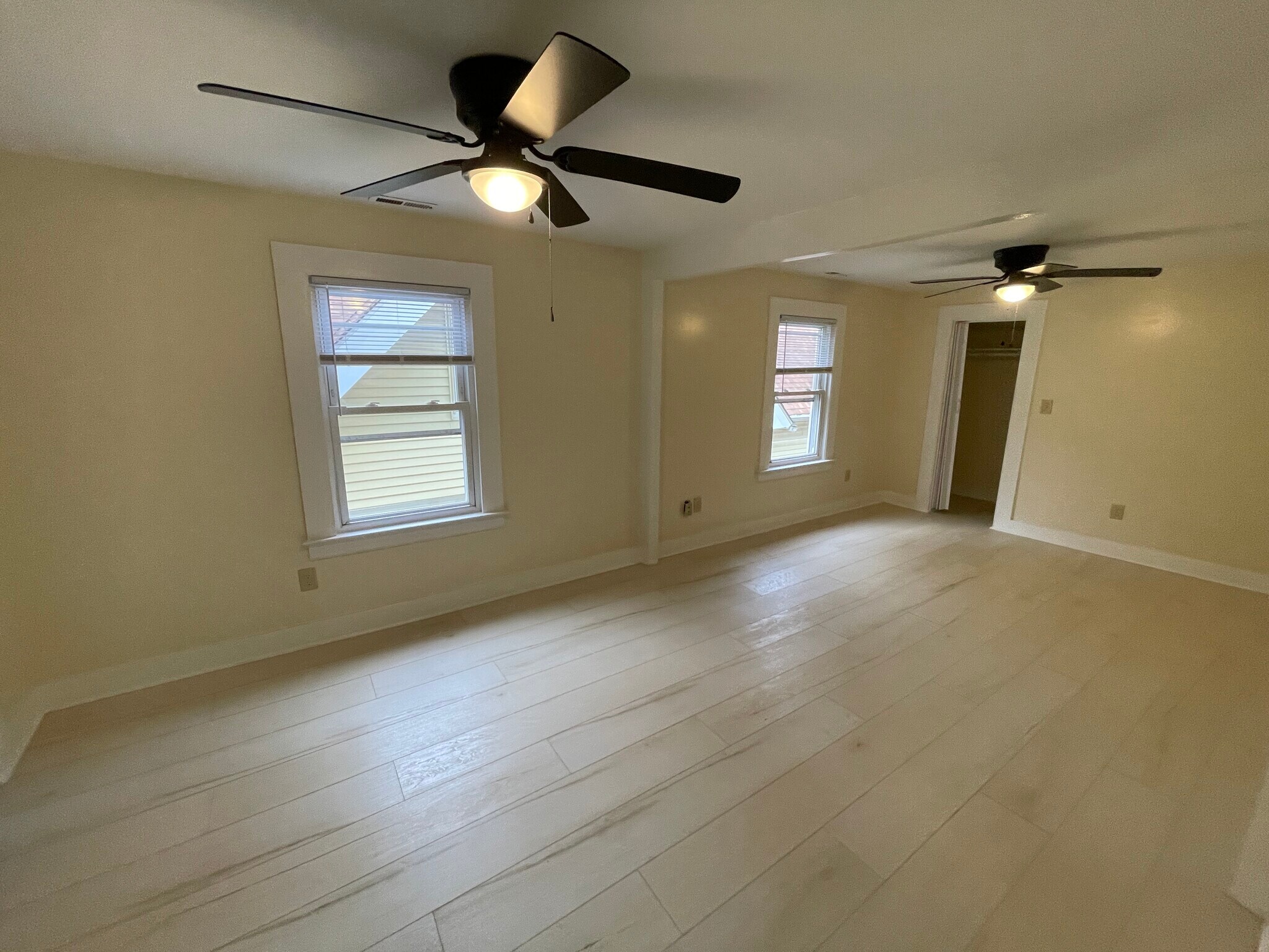 Building Photo - 50 Lawrence St