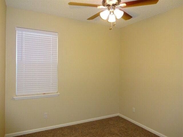 Building Photo - 500 Glendale Ln