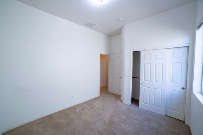 Building Photo - 14976 S Camino Rio Puerco