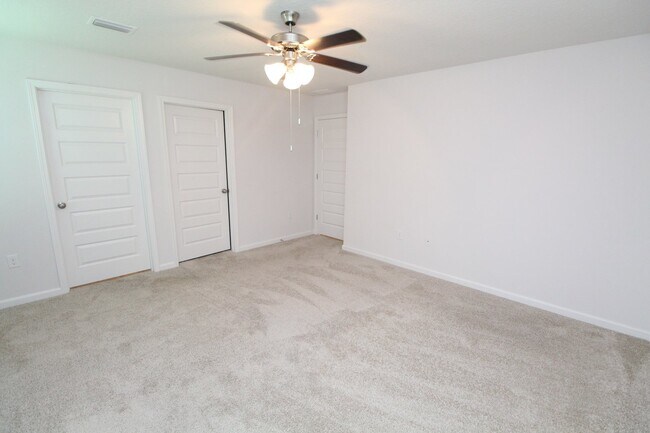 Building Photo - Lakeshore Preserve 3BR Home with Garage – ...