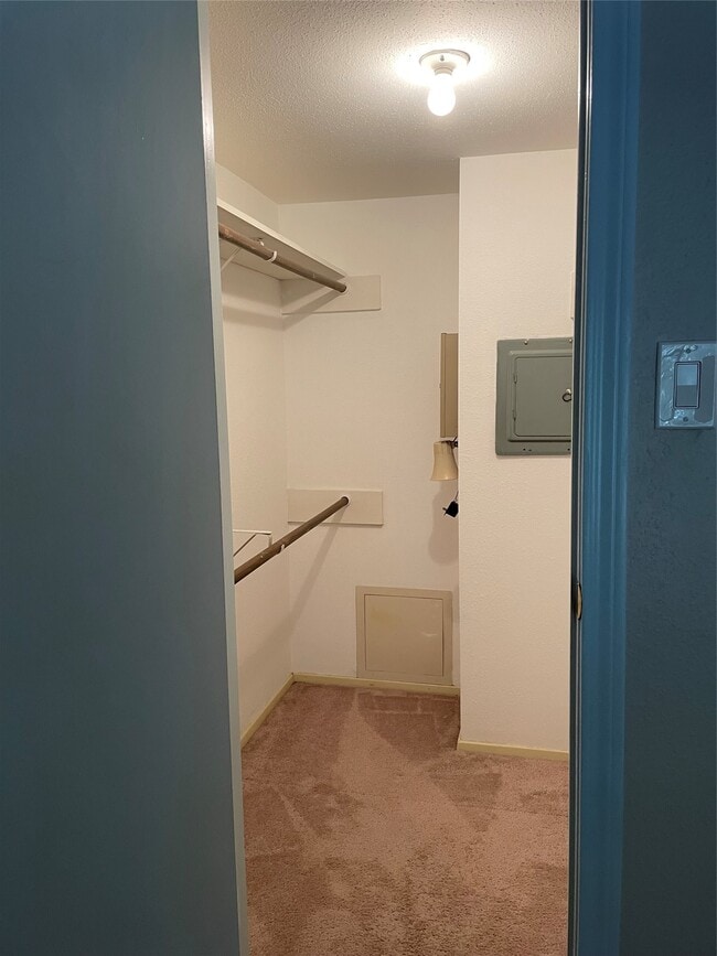 Building Photo - 7950 N Stadium Dr