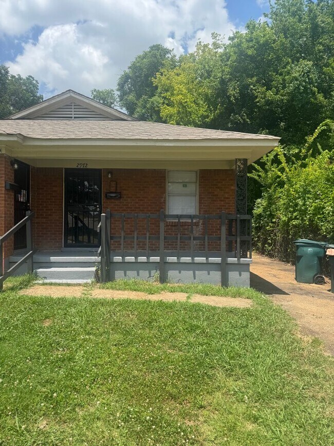 Building Photo - 2972 Hale Ave