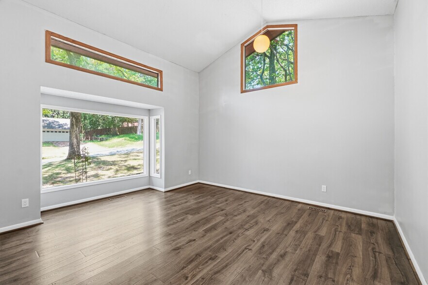 Building Photo - 3 Catina Ct