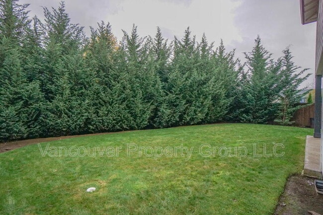 Building Photo - 6604 NE 107th St