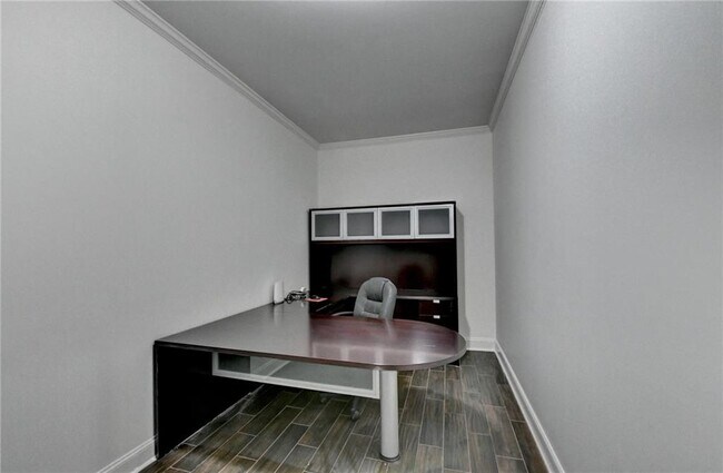 Building Photo - 7970 St Marlo Fairway Dr