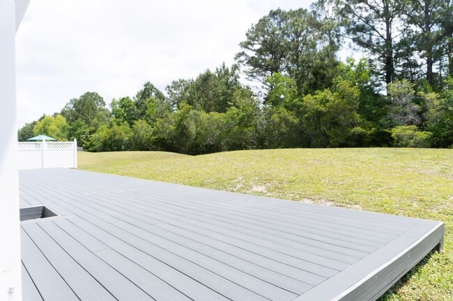 Building Photo - Three Bedroom Home Available NOW near 331 Bridge! With Solar!! Basic internet included as well!