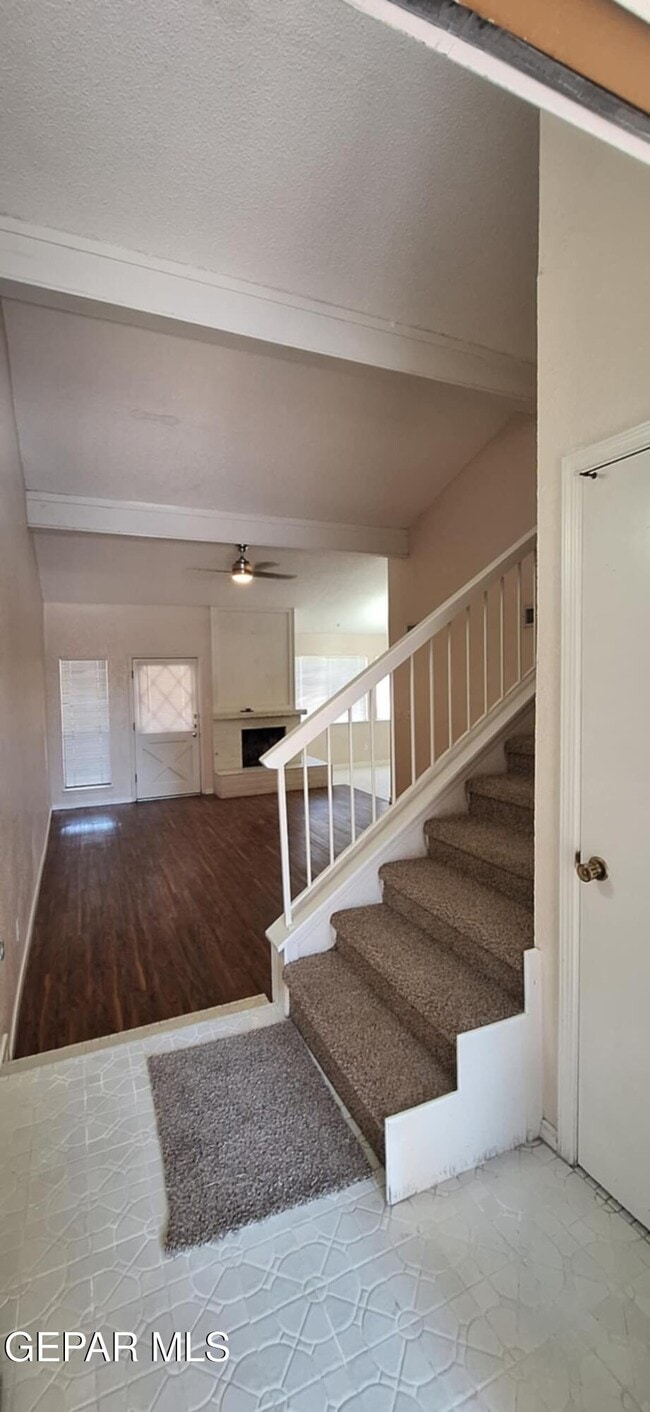 Building Photo - 6617 Dawn Dr