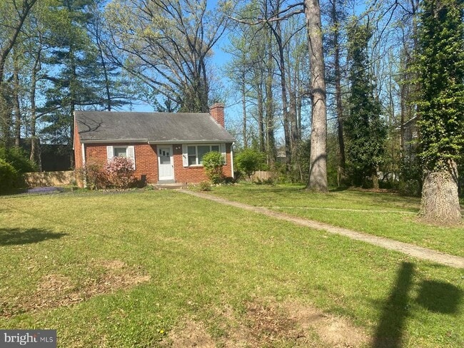 Building Photo - 2200 Greenwich St