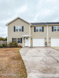 Building Photo - 242 Smallwood Rd