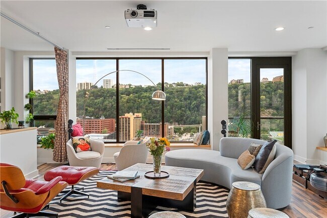 Building Photo - 151 Fort Pitt Blvd
