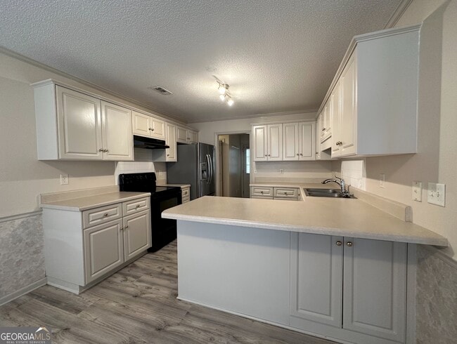 Building Photo - 1824 Claystone Way