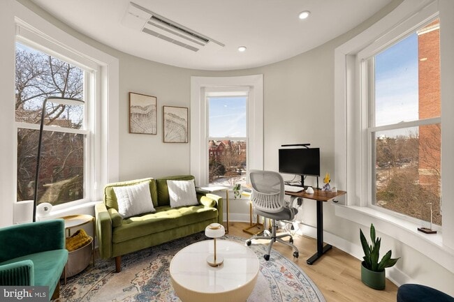 Building Photo - 1634 S Street NW Unit 5