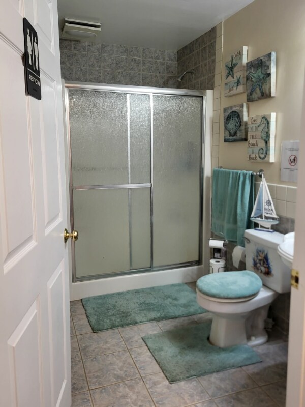 Building Photo - 9189 Lees Ridge Rd