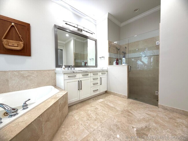 Building Photo - 7750 NW 120th Dr