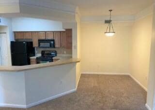 Building Photo - 3207 Myrtlewood Cir E