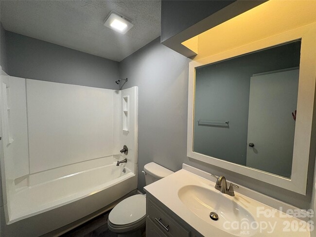 Building Photo - 3600 Cobbleridge Dr