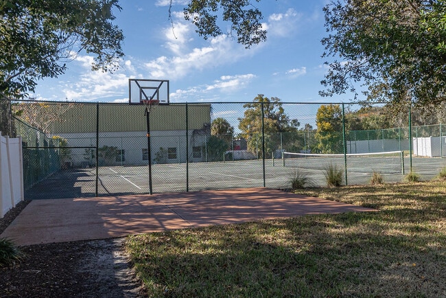 Building Photo - 100 E Kentucky Ave