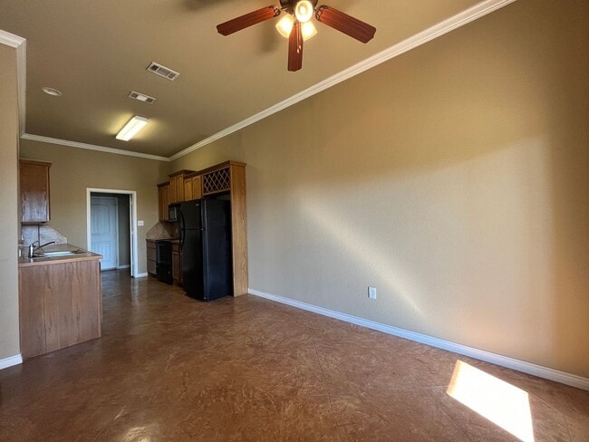 Building Photo - 3140 Breton St