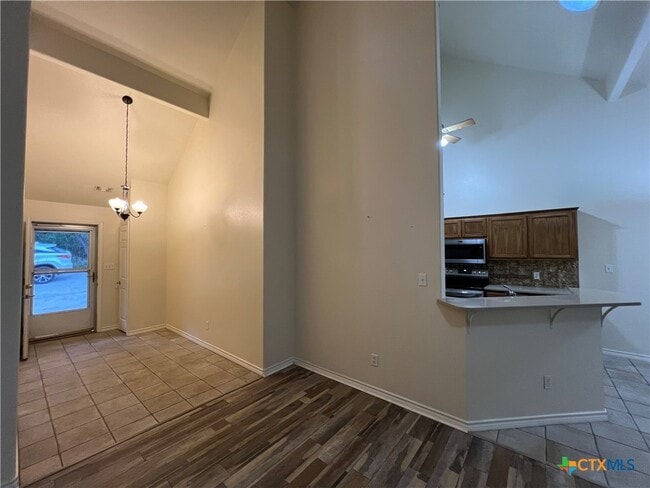 Building Photo - 109 Quail Run Dr