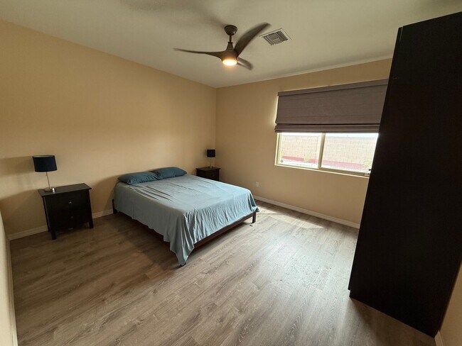 Building Photo - Fully Furnished POOL Home in Araby Crossing