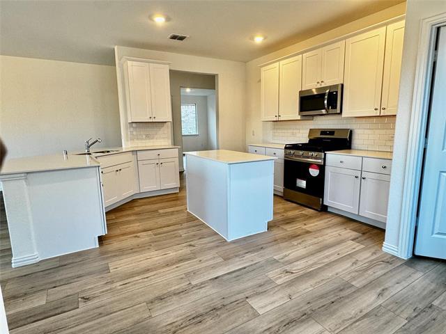 Building Photo - 1016 Longleaf Ln