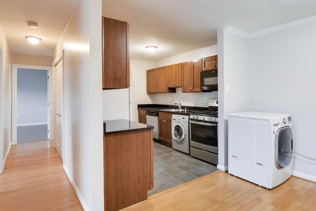 Building Photo - 3107 Naylor Rd