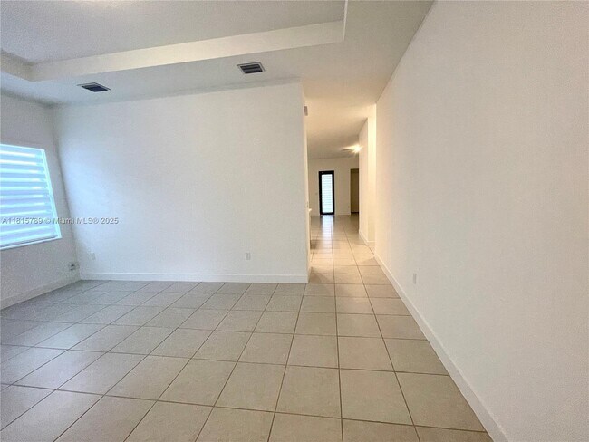 Building Photo - 4506 SW 174th Ave