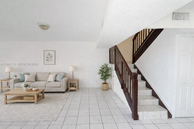 Building Photo - 2455 W 67th Pl