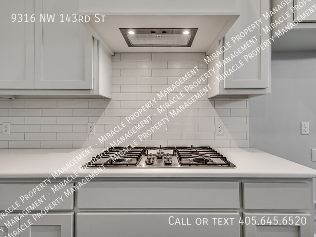 Building Photo - 9316 NW 143rd St